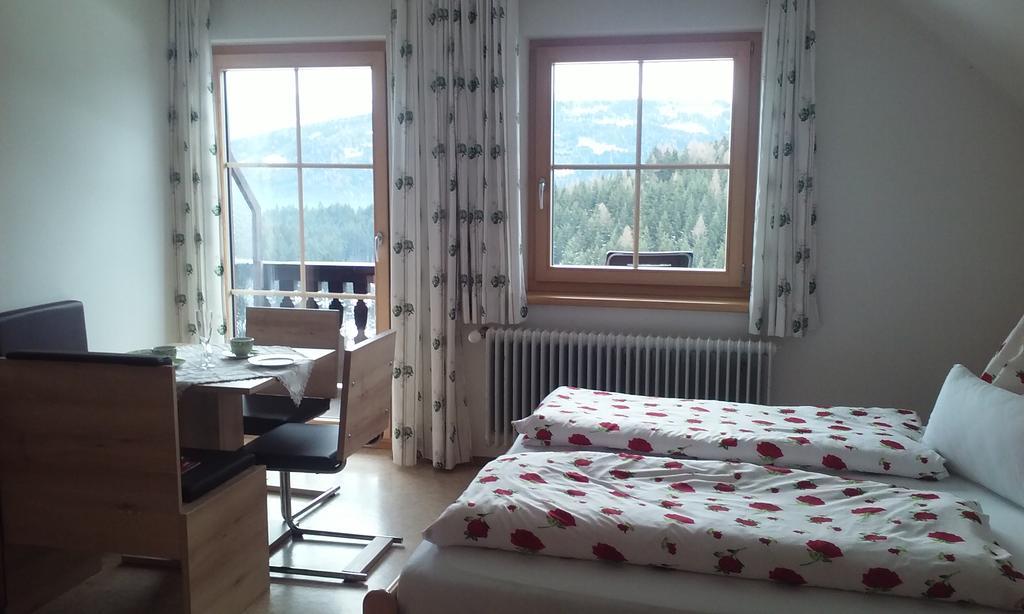 Ferienwohnungen Bachergut Mariapfarr Luaran gambar